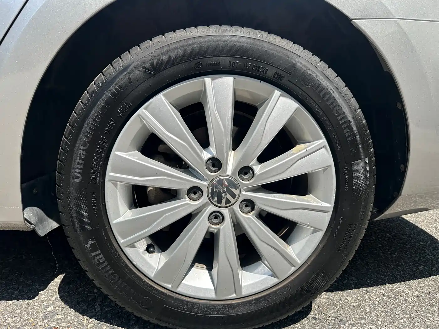 Volkswagen Sagitar 2015 230TSI Automatic Comfort