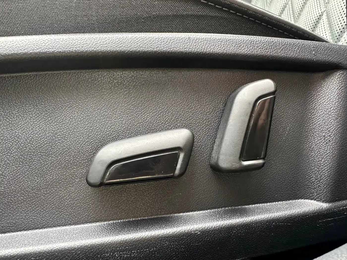 Volkswagen Sagitar 2023 280TSI DSG Surpass Plus Edition