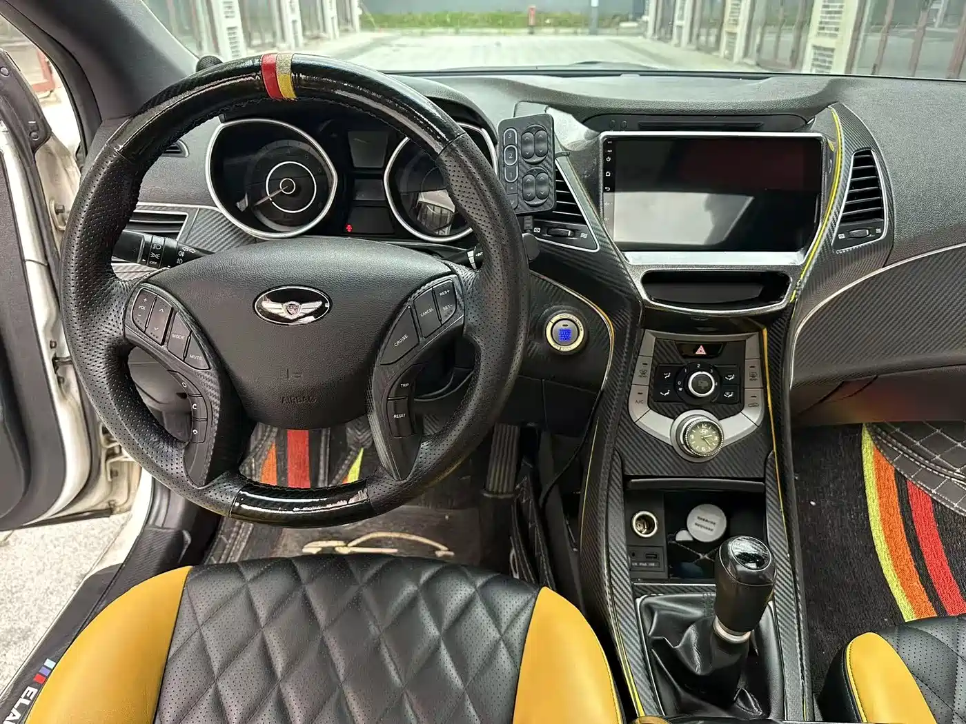 Hyundai Langdong 2015 1.6L Manual Premium