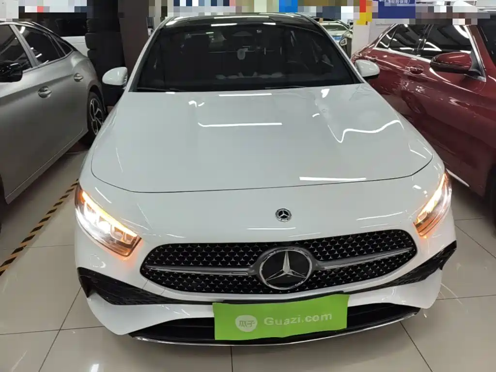 Mercedes-Benz Mercedes-Benz A-Class 2024 Facelift A 180 L