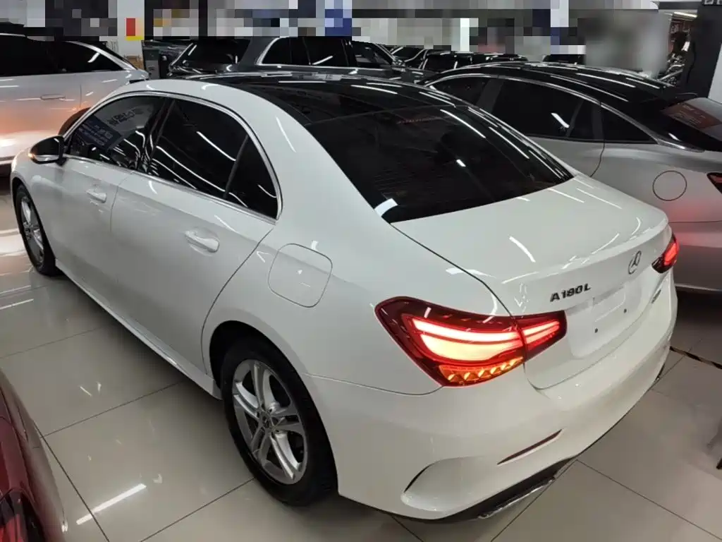 Mercedes-Benz Mercedes-Benz A-Class 2024 Facelift A 180 L