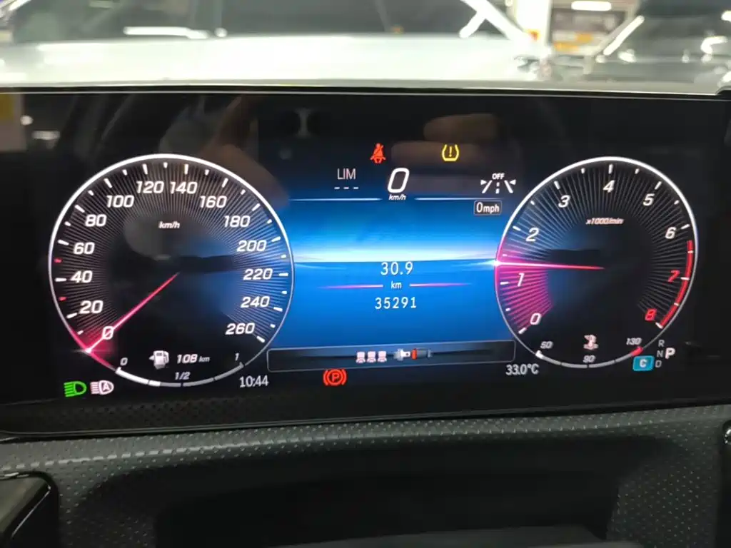 Mercedes-Benz Mercedes-Benz A-Class 2024 Facelift A 180 L