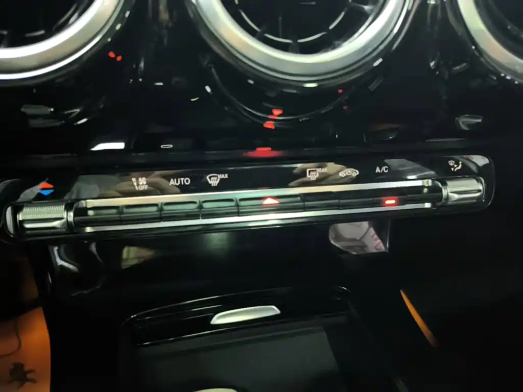 Mercedes-Benz Mercedes-Benz A-Class 2024 Facelift A 180 L