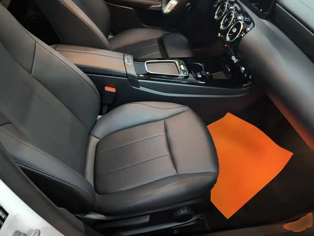 Mercedes-Benz Mercedes-Benz A-Class 2024 Facelift A 180 L