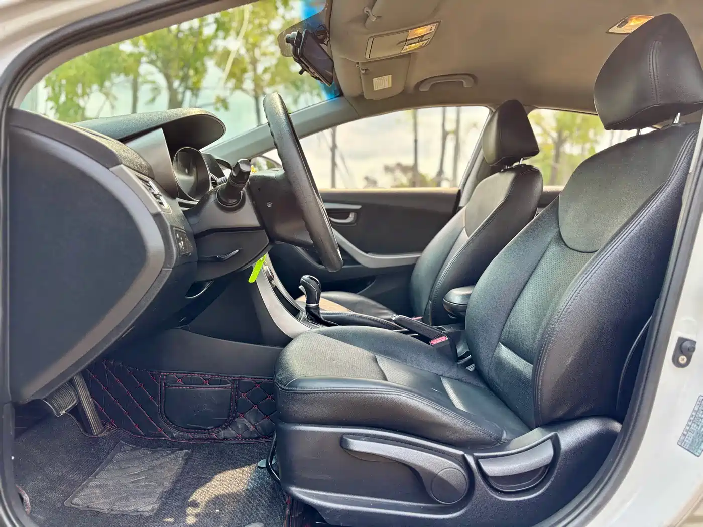 Hyundai Langdong 2015 1.6L Auto Trend