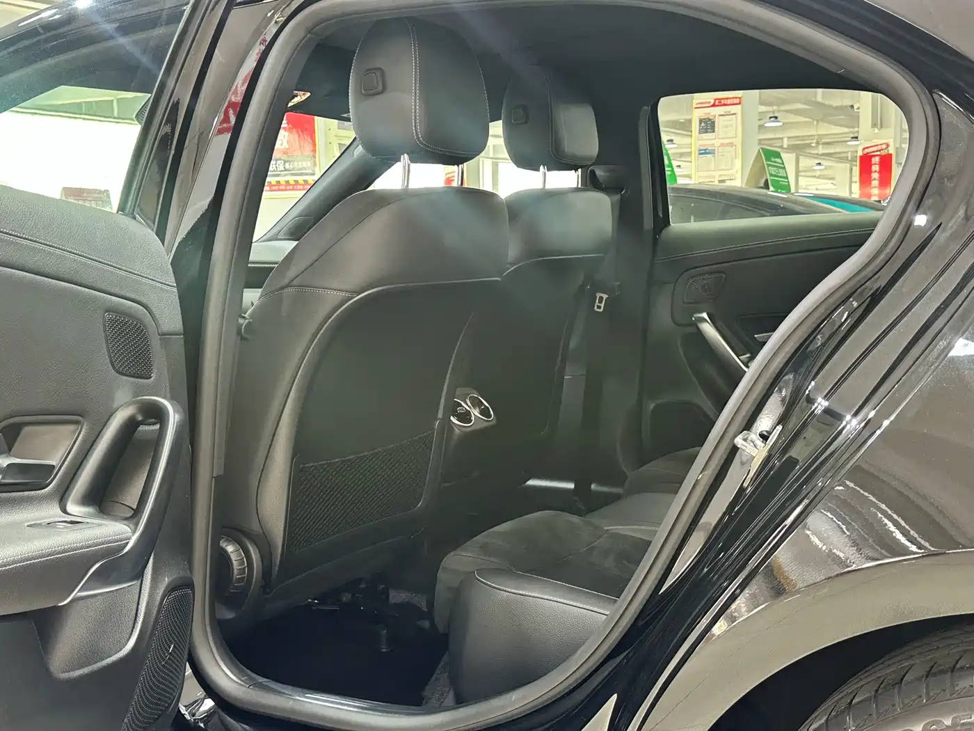 Mercedes-Benz Mercedes-Benz A-Class 2019 A 180 L Sport Sedan