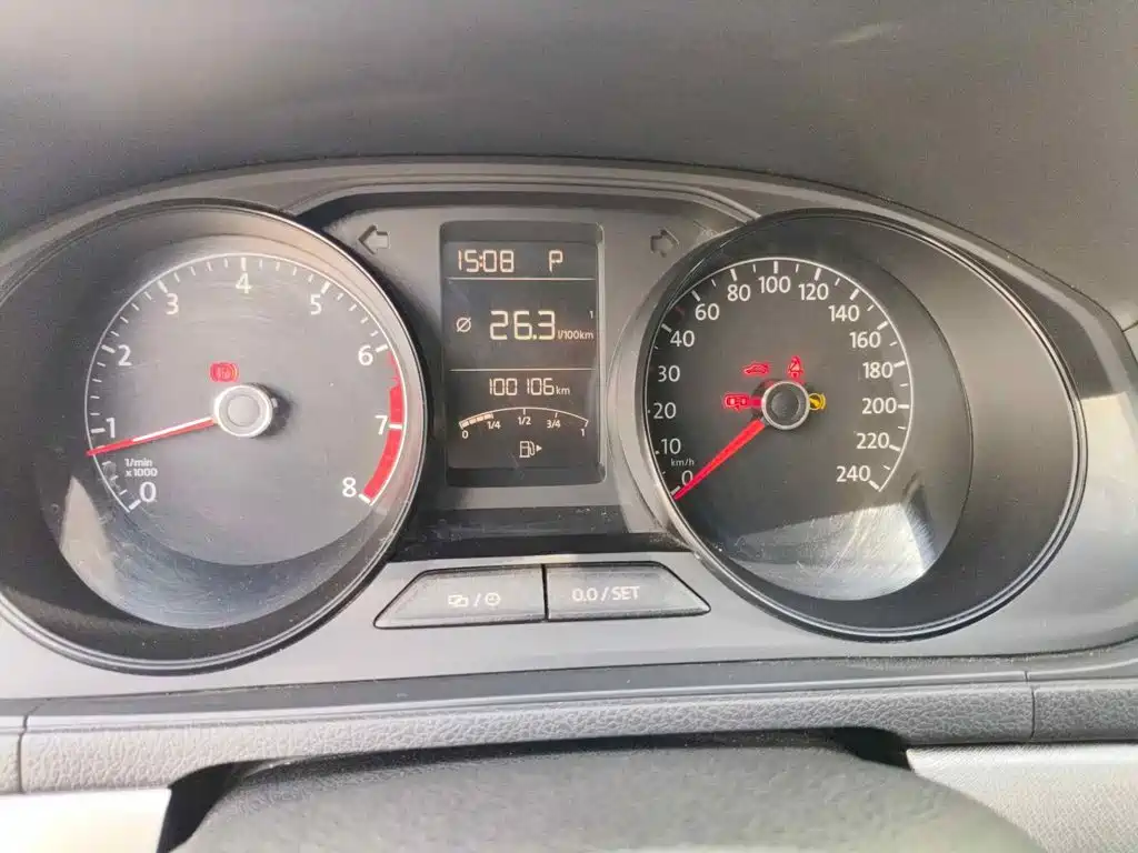 Volkswagen Lavida 2015 1.6L Automatic Trend Edition