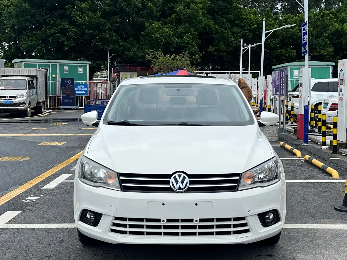 Volkswagen Jetta 2015 Value Edition 1.6L Automatic Comfort