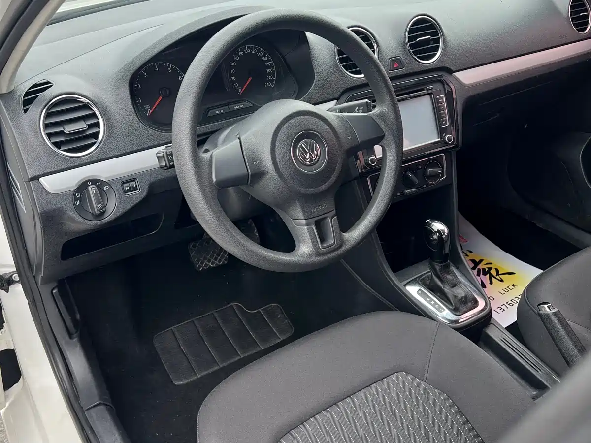 Volkswagen Jetta 2015 Value Edition 1.6L Automatic Comfort