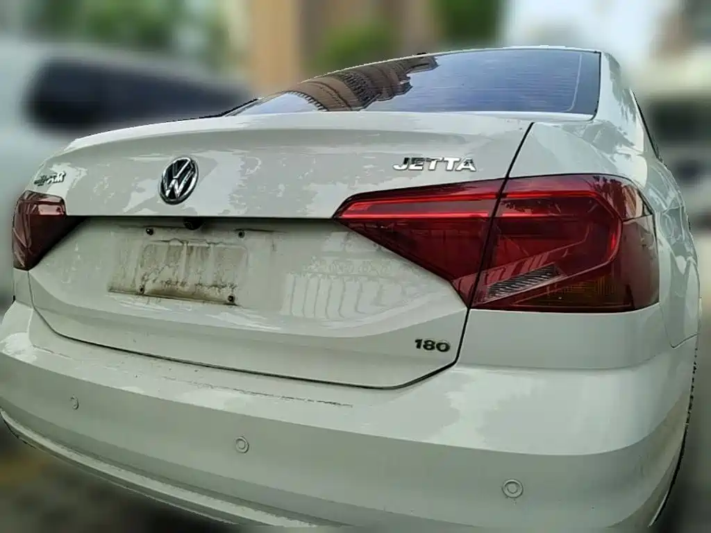 Volkswagen Jetta 2017 1.5L Manual Fashion