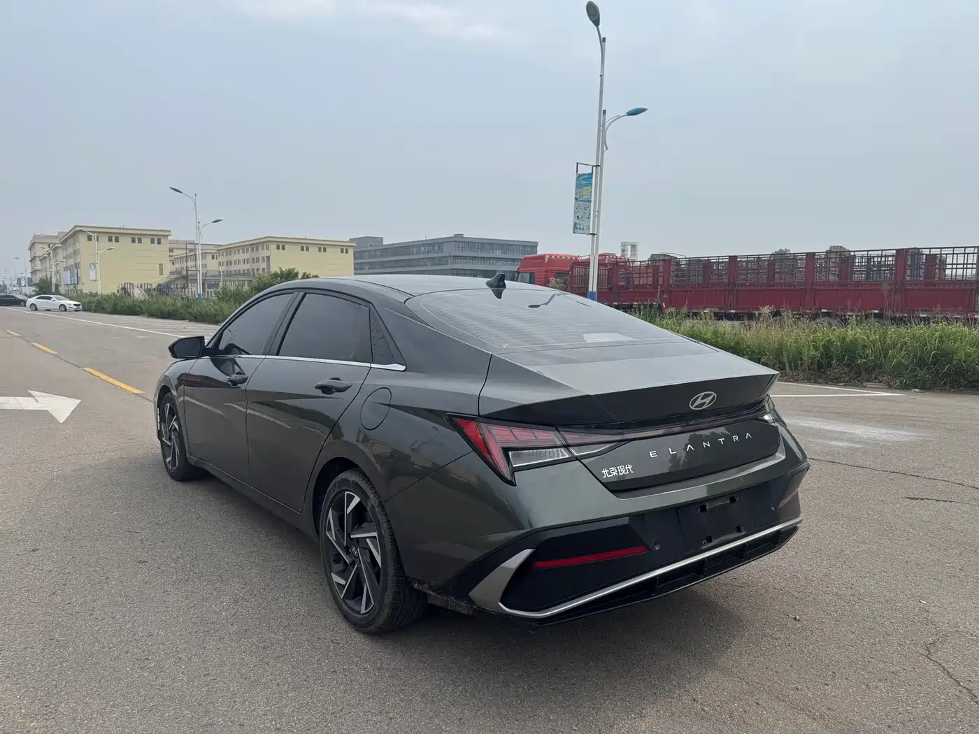 Hyundai Elantra 2023 1.5L CVT TOP Flagship Edition