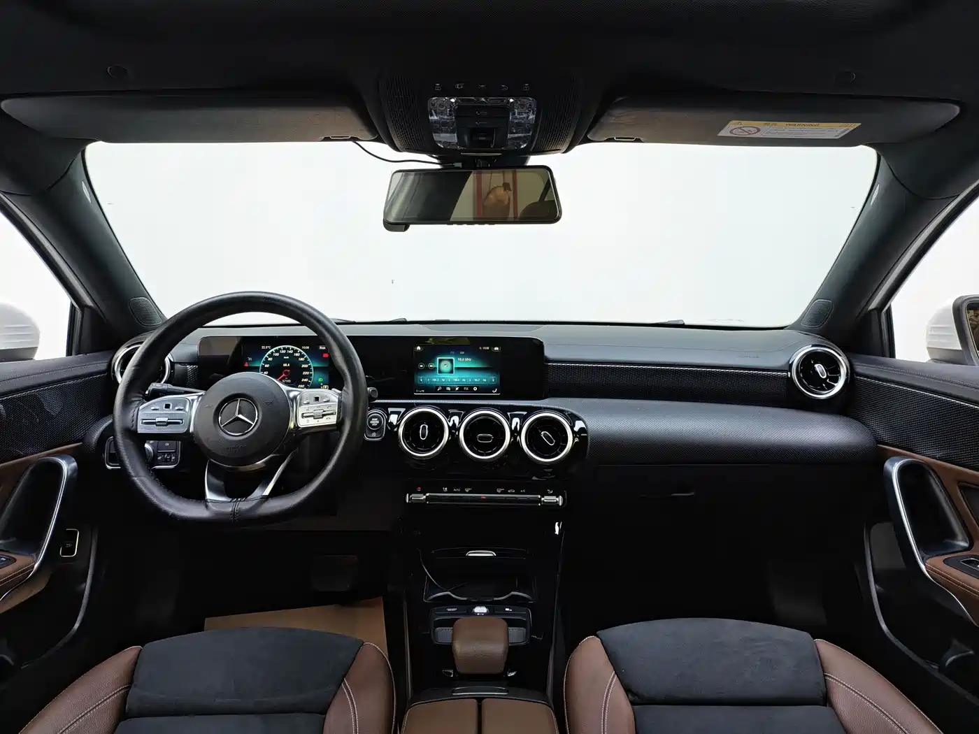 Mercedes-Benz Mercedes-Benz A-Class 2019 A 180 L Sport Sedan