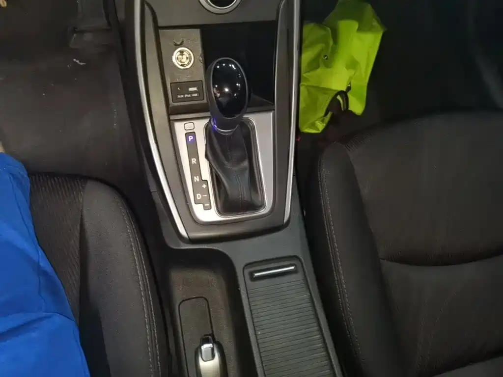 Hyundai Langdong 2016 1.6L Automatic Smart Edition