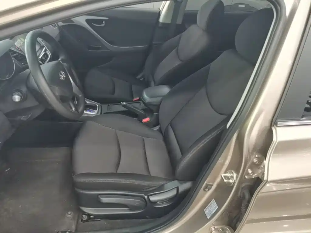 Hyundai Langdong 2016 1.6L Automatic Smart Edition