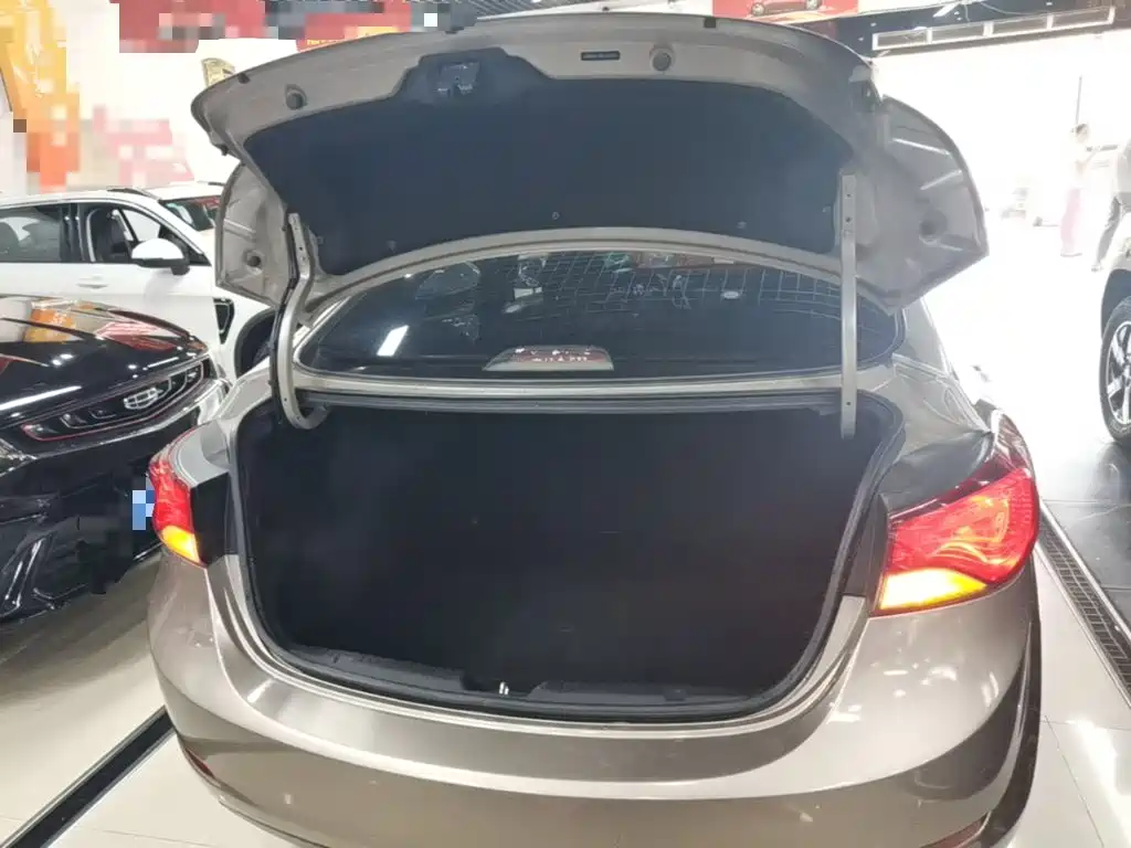 Hyundai Langdong 2016 1.6L Automatic Smart Edition