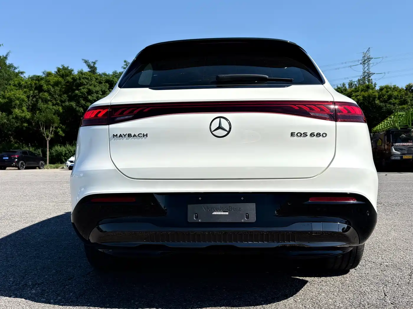 Mercedes-Benz Maybach EQS SUV 2024 EQS 680 Ceremony Edition