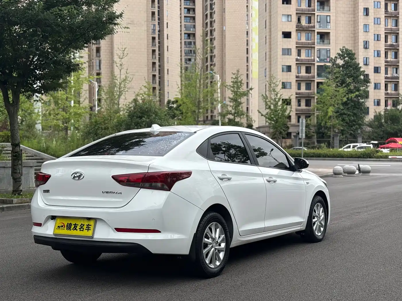 Hyundai Hyundai Verna 2016 1.4L Automatic Cool Edition GLS
