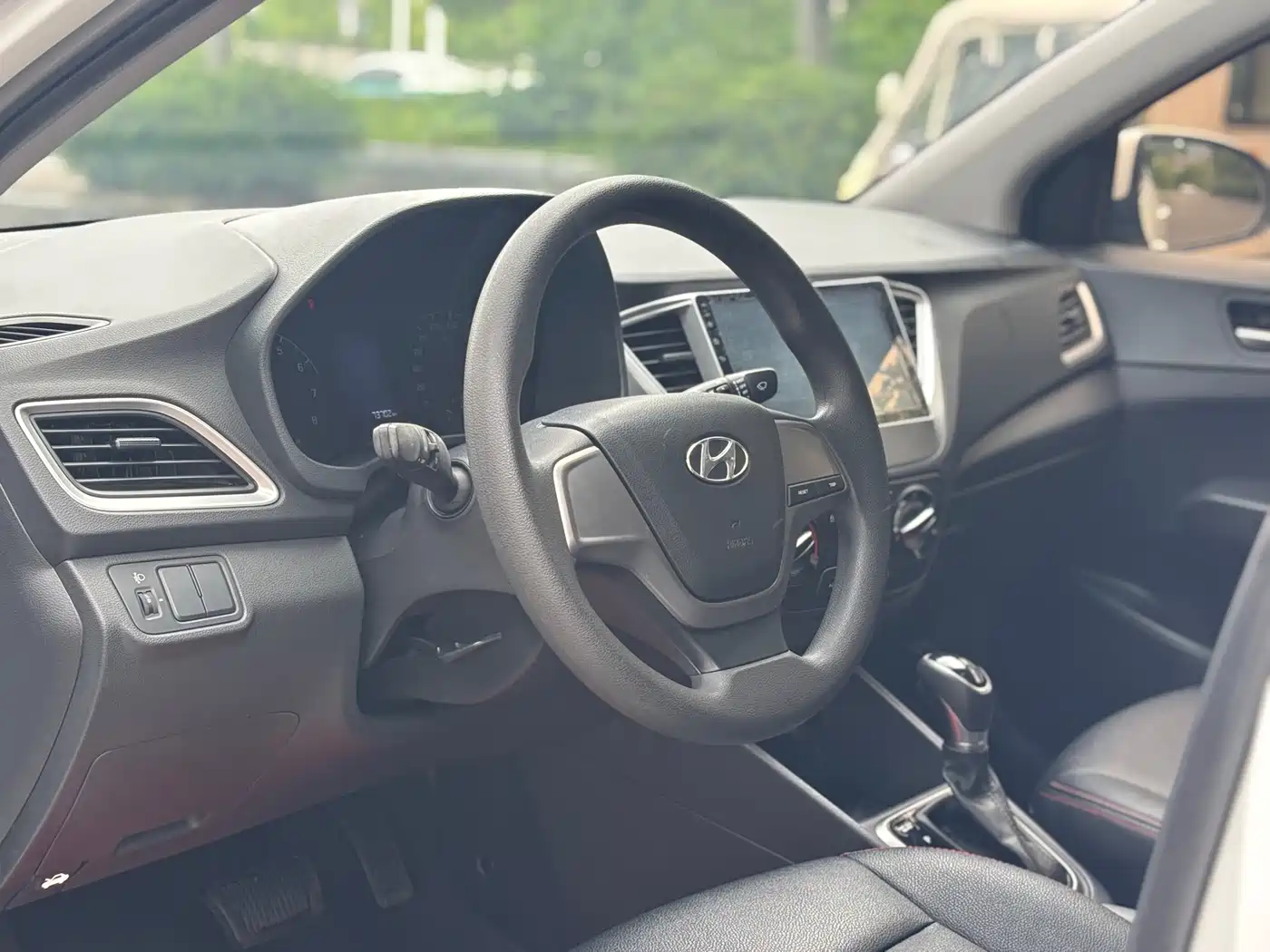 Hyundai Hyundai Verna 2016 1.4L Automatic Cool Edition GLS