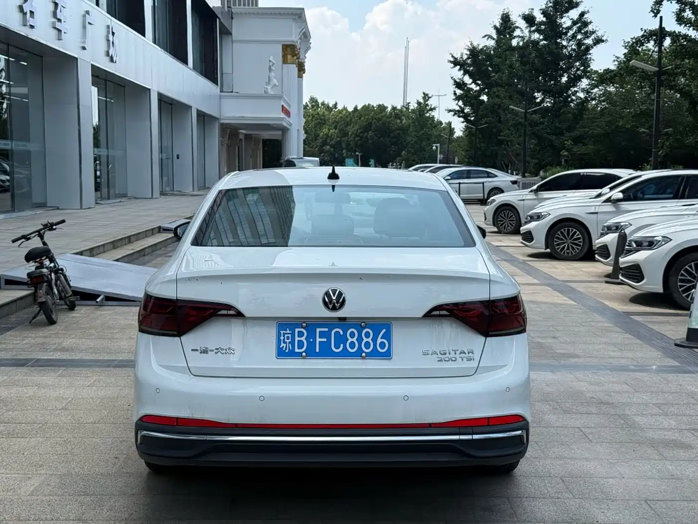 Volkswagen Sagitar 2024 200TSI DSG Flying Edition