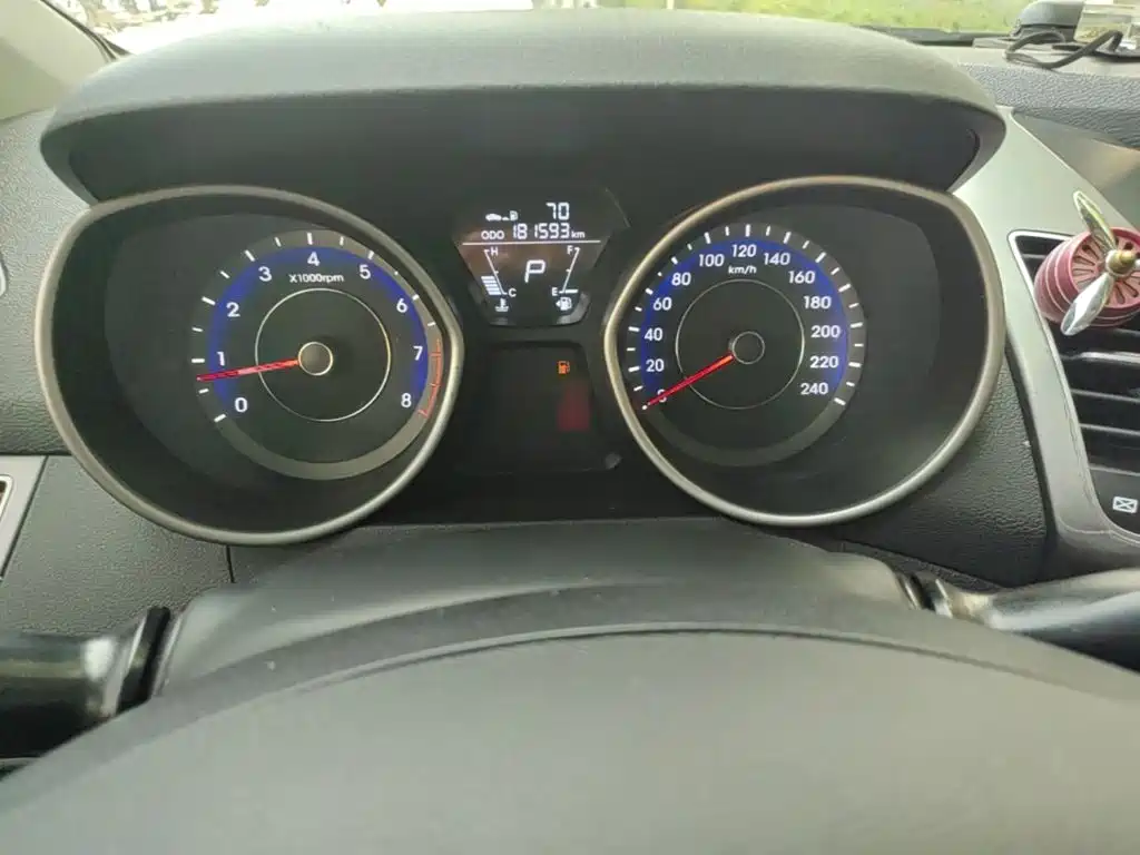 Hyundai Langdong 2016 1.6L Automatic Smart Edition