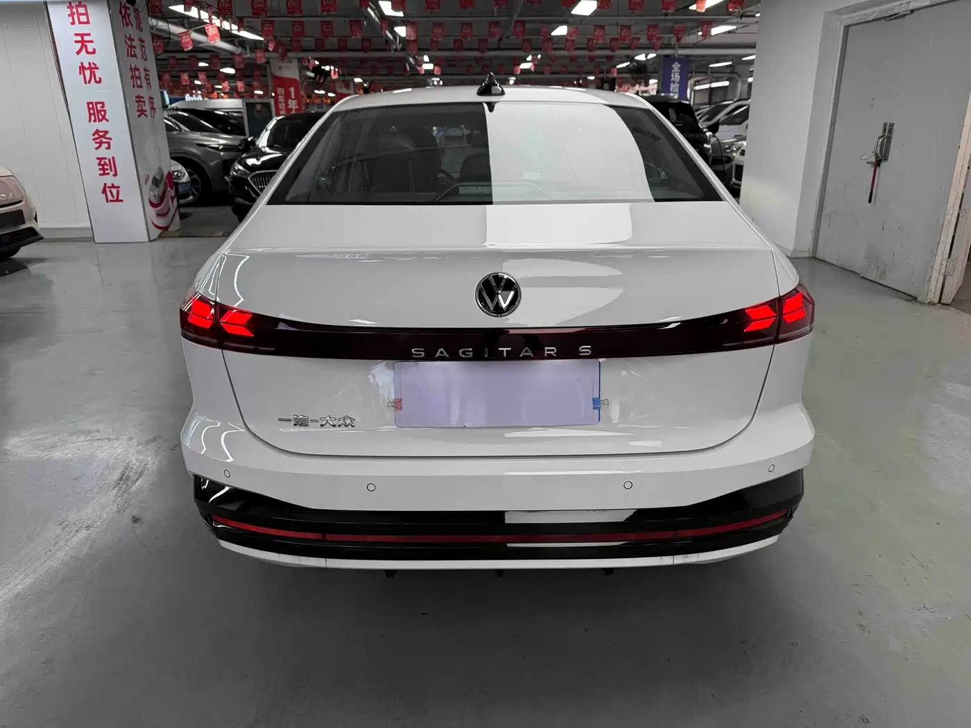 Volkswagen Sagitar