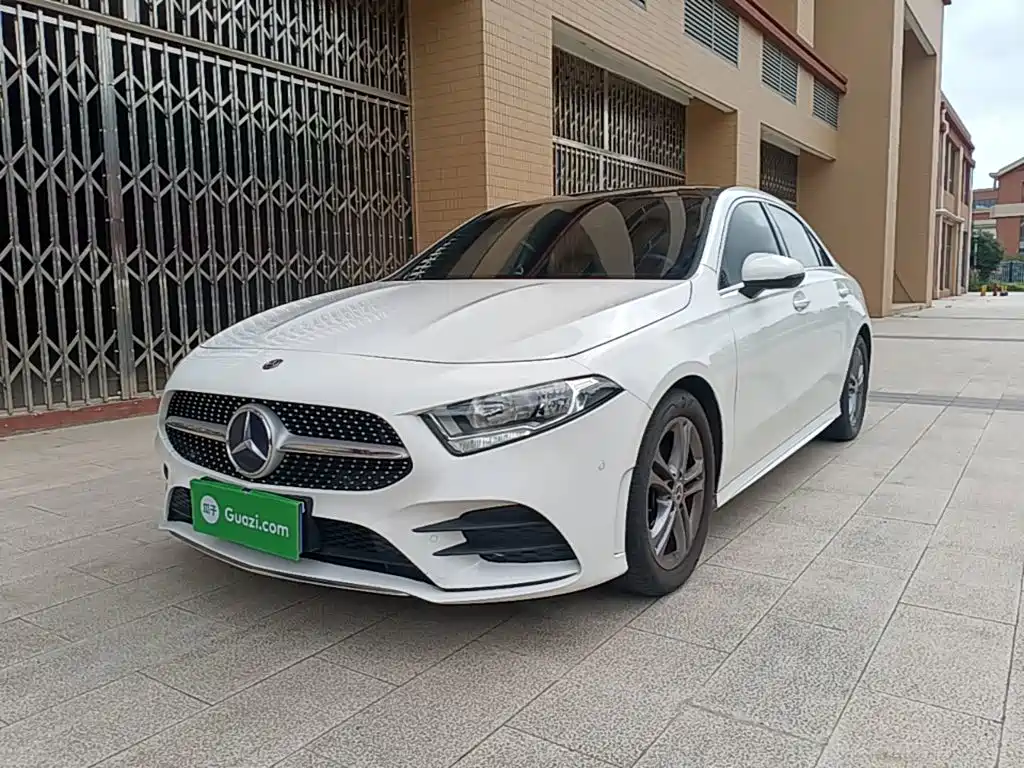 Mercedes-Benz Mercedes-Benz A-Class 2021 A 180 L Sports Sedan