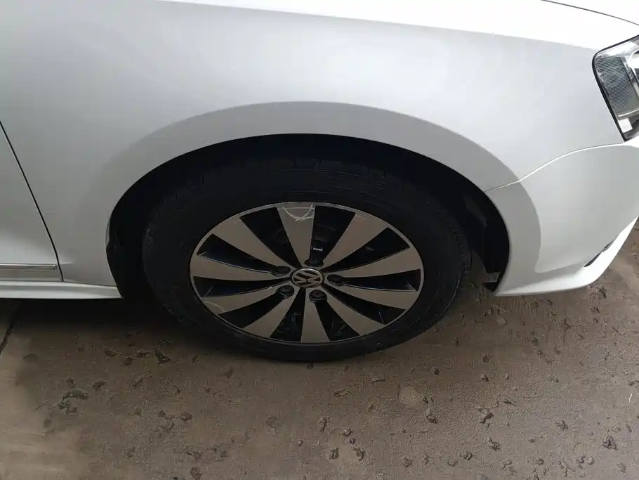 Volkswagen Sagitar 2018 1.6L Automatic Comfort
