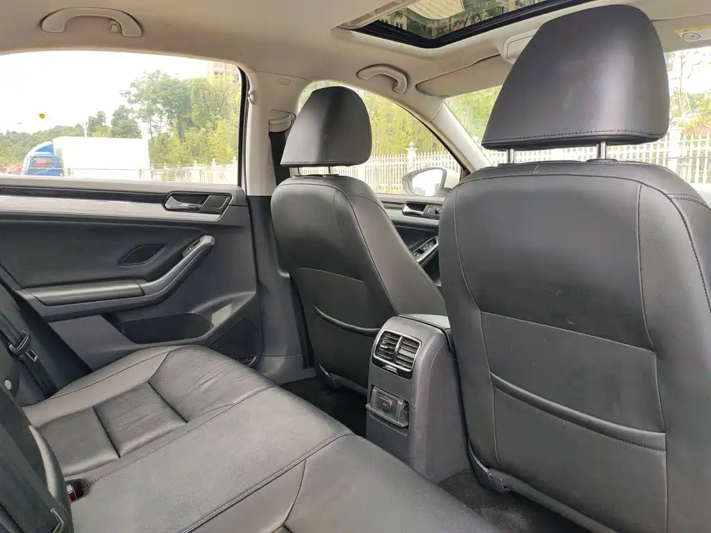 Volkswagen Sagitar 2015 1.6L Automatic Comfort