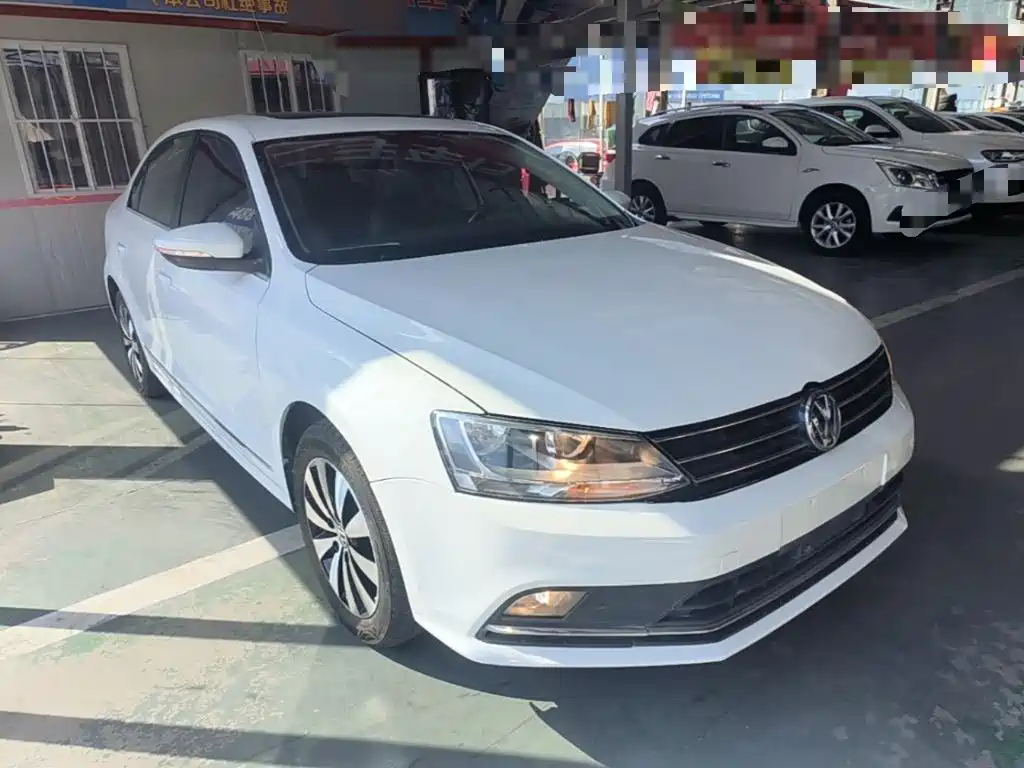 Volkswagen Sagitar 2017 1.6L Automatic Comfort