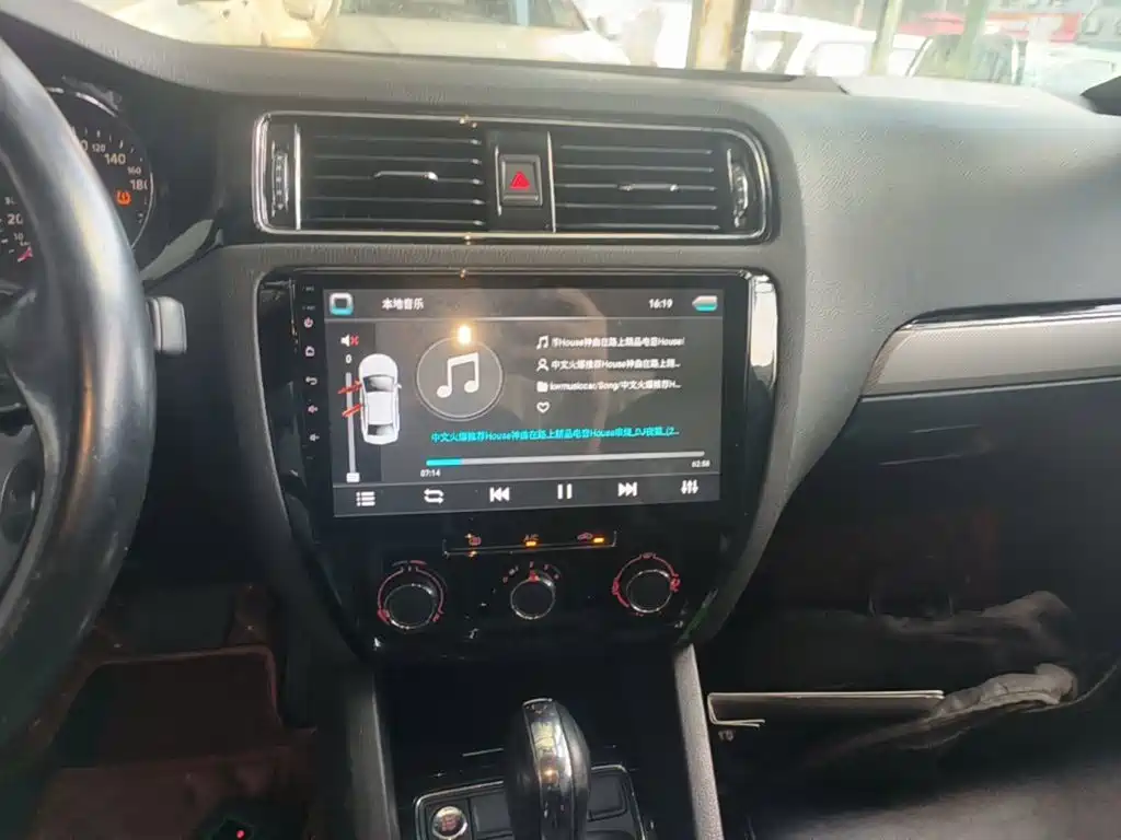 Volkswagen Sagitar 2017 1.6L Automatic Comfort