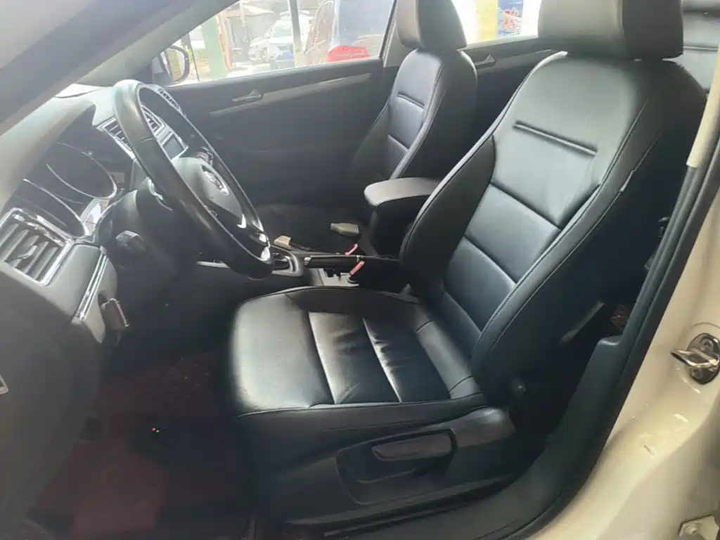 Volkswagen Sagitar 2017 1.6L Automatic Comfort