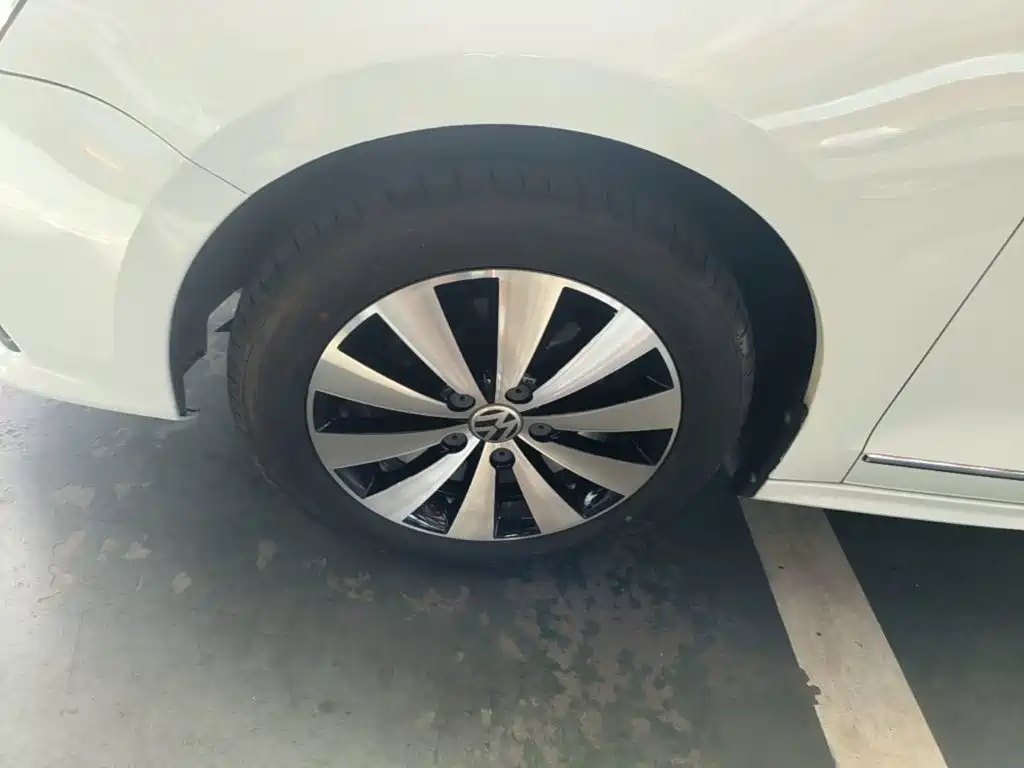 Volkswagen Sagitar 2017 1.6L Automatic Comfort