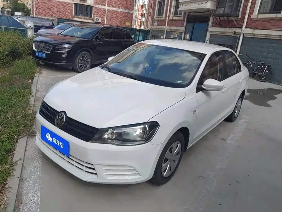 Volkswagen Jetta 2015 Value Edition 1.6L Manual Fashion