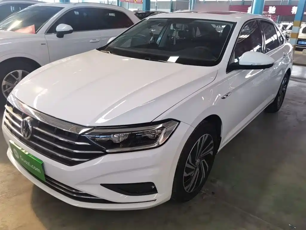 Volkswagen Sagitar 2021 200TSI DSG Surpassing Edition