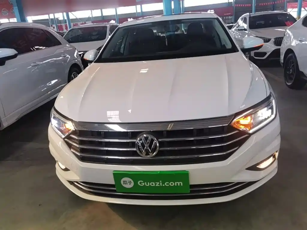 Volkswagen Sagitar 2021 200TSI DSG Surpassing Edition