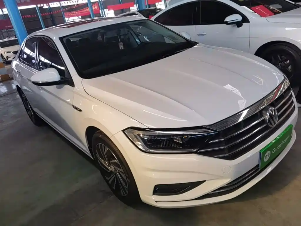 Volkswagen Sagitar 2021 200TSI DSG Surpassing Edition