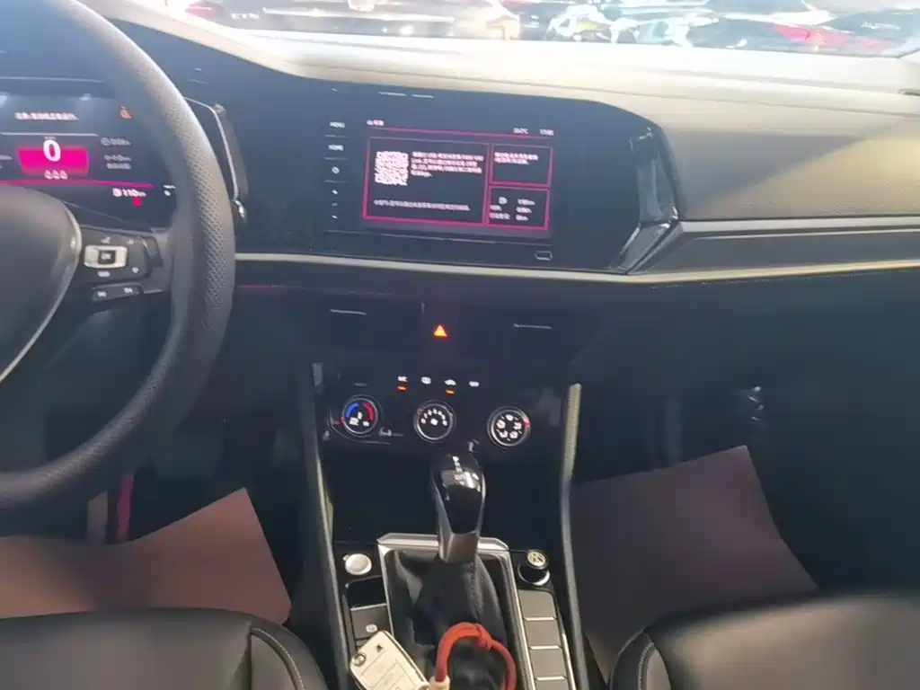 Volkswagen Sagitar 2021 200TSI DSG Surpassing Edition