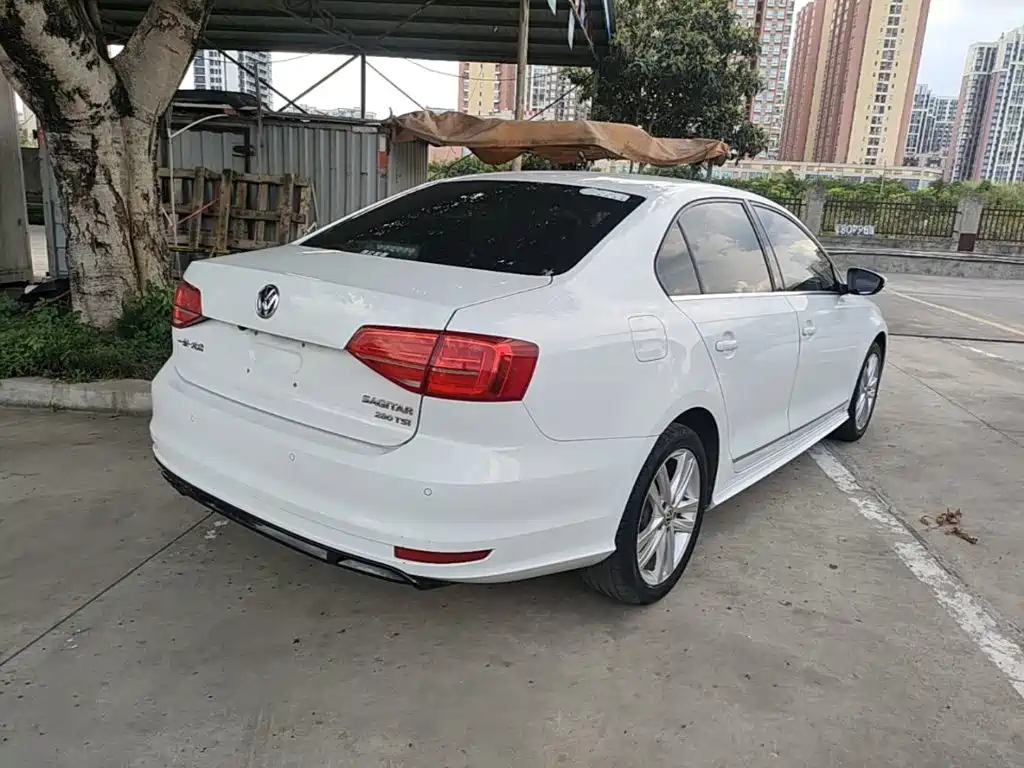 Volkswagen Sagitar 2018 280TSI DSG Spark Edition