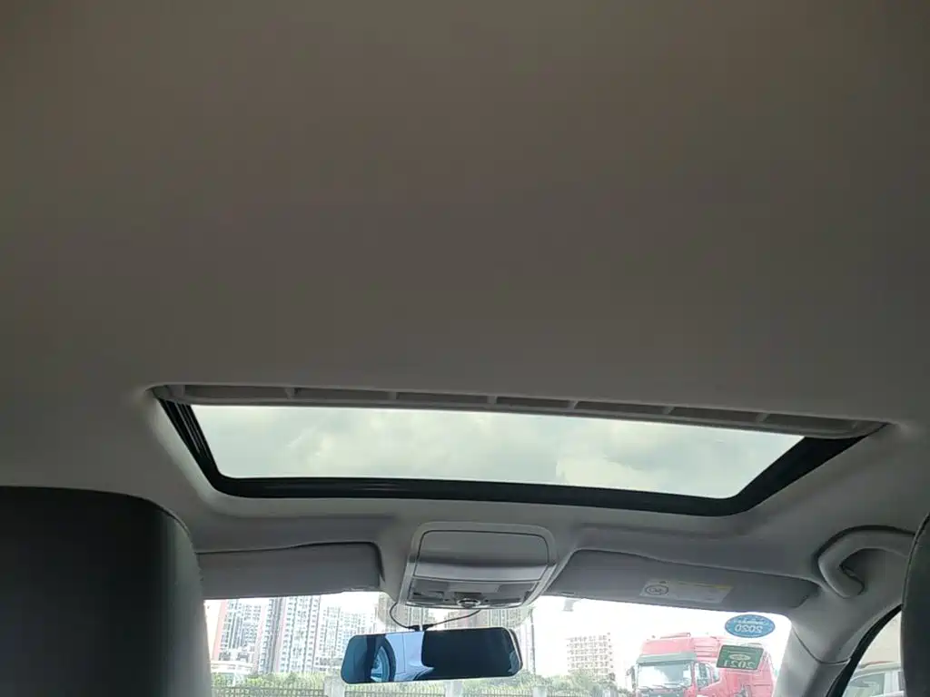 Volkswagen Sagitar 2018 280TSI DSG Spark Edition