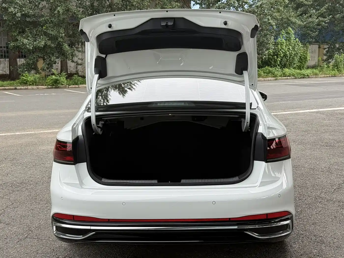 Volkswagen Sagitar 2023 Model Year 280TSI DSG Surpass Edition