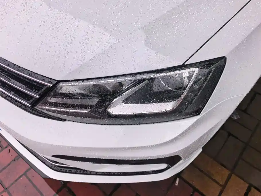 Volkswagen Sagitar 2018 280TSI DSG Comfort