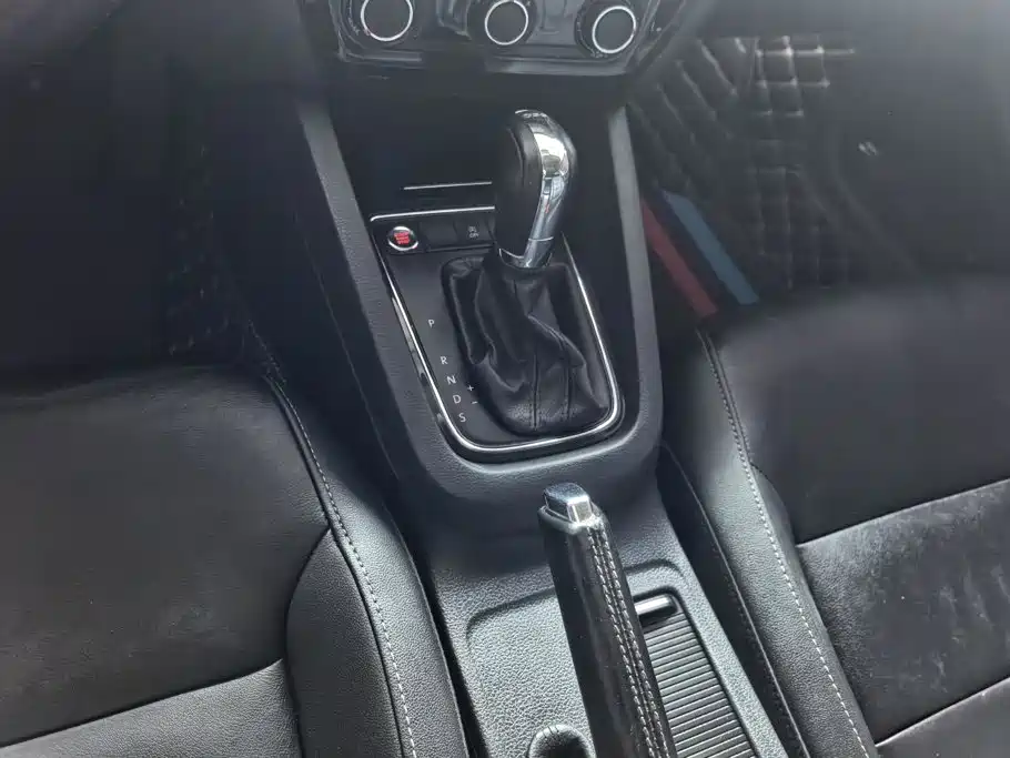 Volkswagen Sagitar 2018 280TSI DSG Comfort