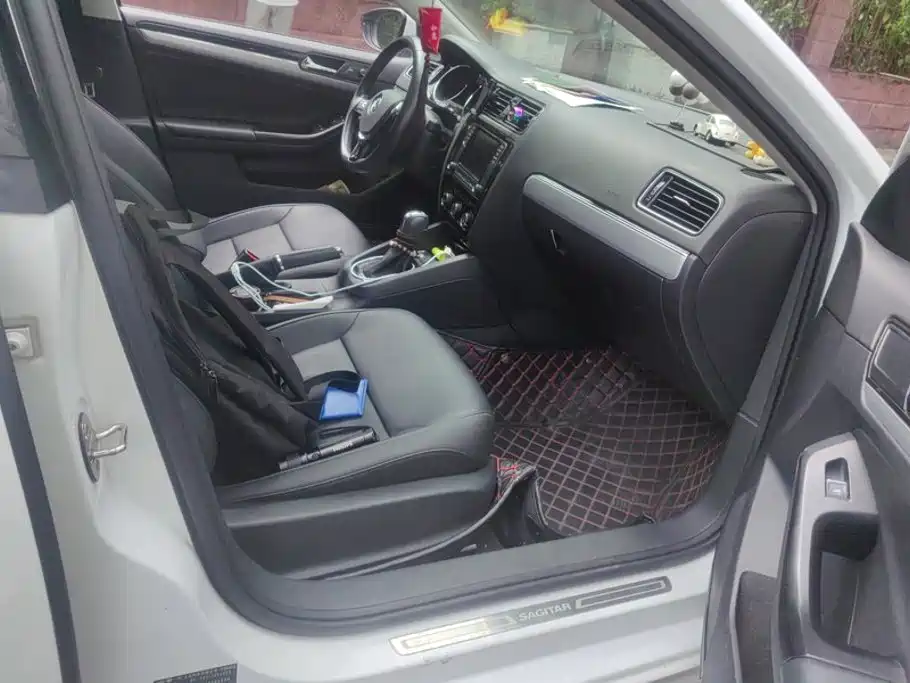 Volkswagen Sagitar 2018 180TSI DSG Premium Edition