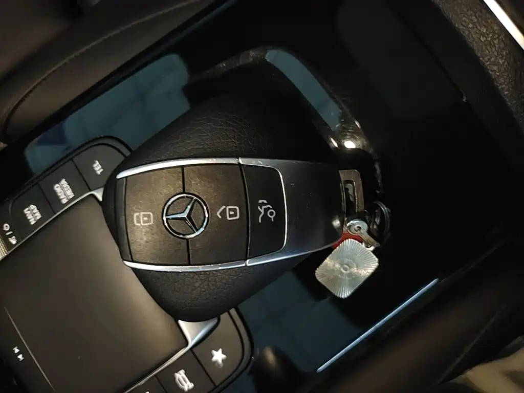 Mercedes-Benz Mercedes-Benz A-Class 2021 A 180 L Sports Sedan