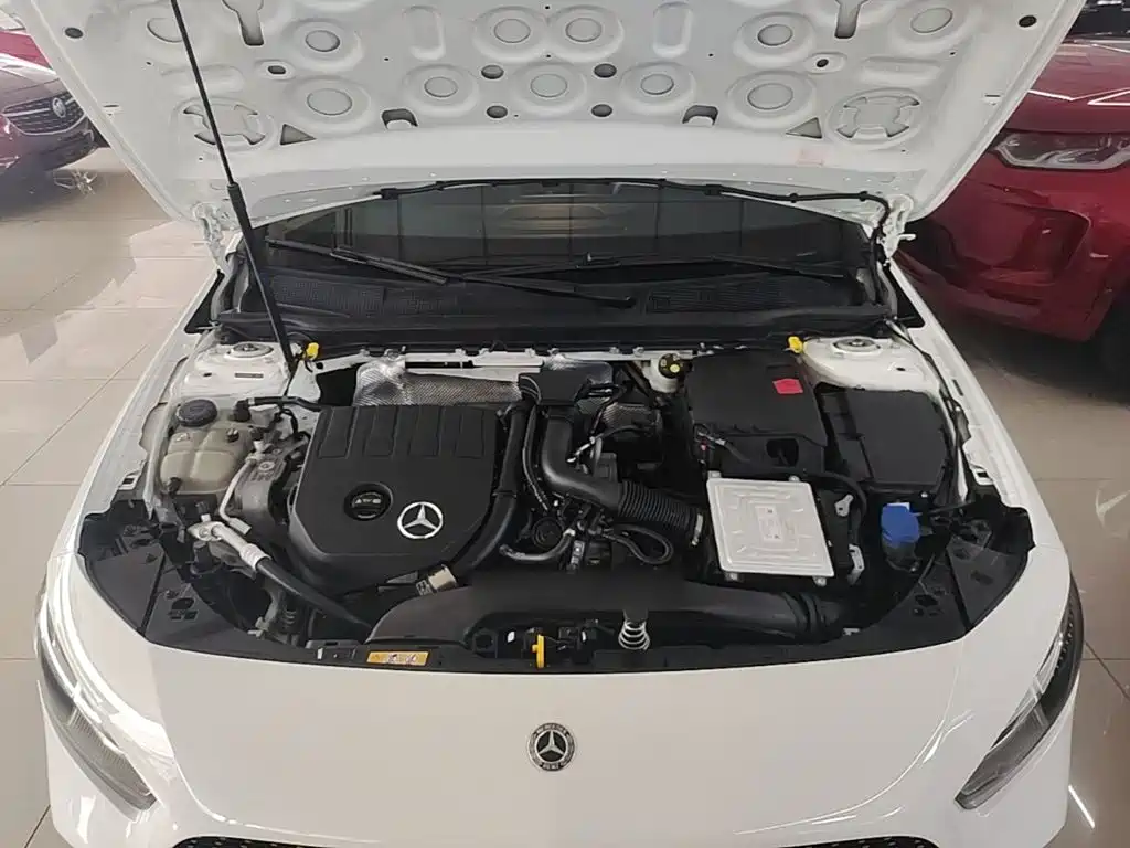 Mercedes-Benz Mercedes-Benz A-Class 2021 A 180 L Sports Sedan