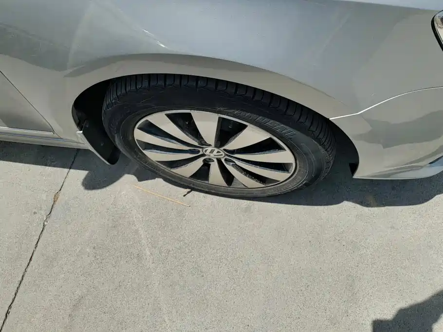 Volkswagen Sagitar 2015 1.6L Automatic Comfort