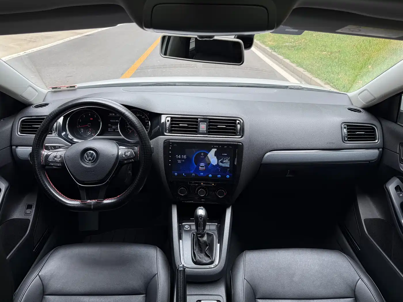 Volkswagen Sagitar 2018 280TSI DSG Spark Edition
