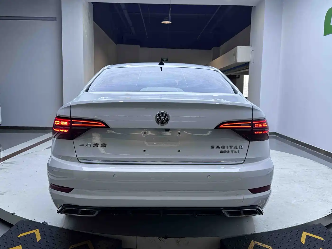 Volkswagen Sagitar 2021 280TSI DSG Excellence Edition