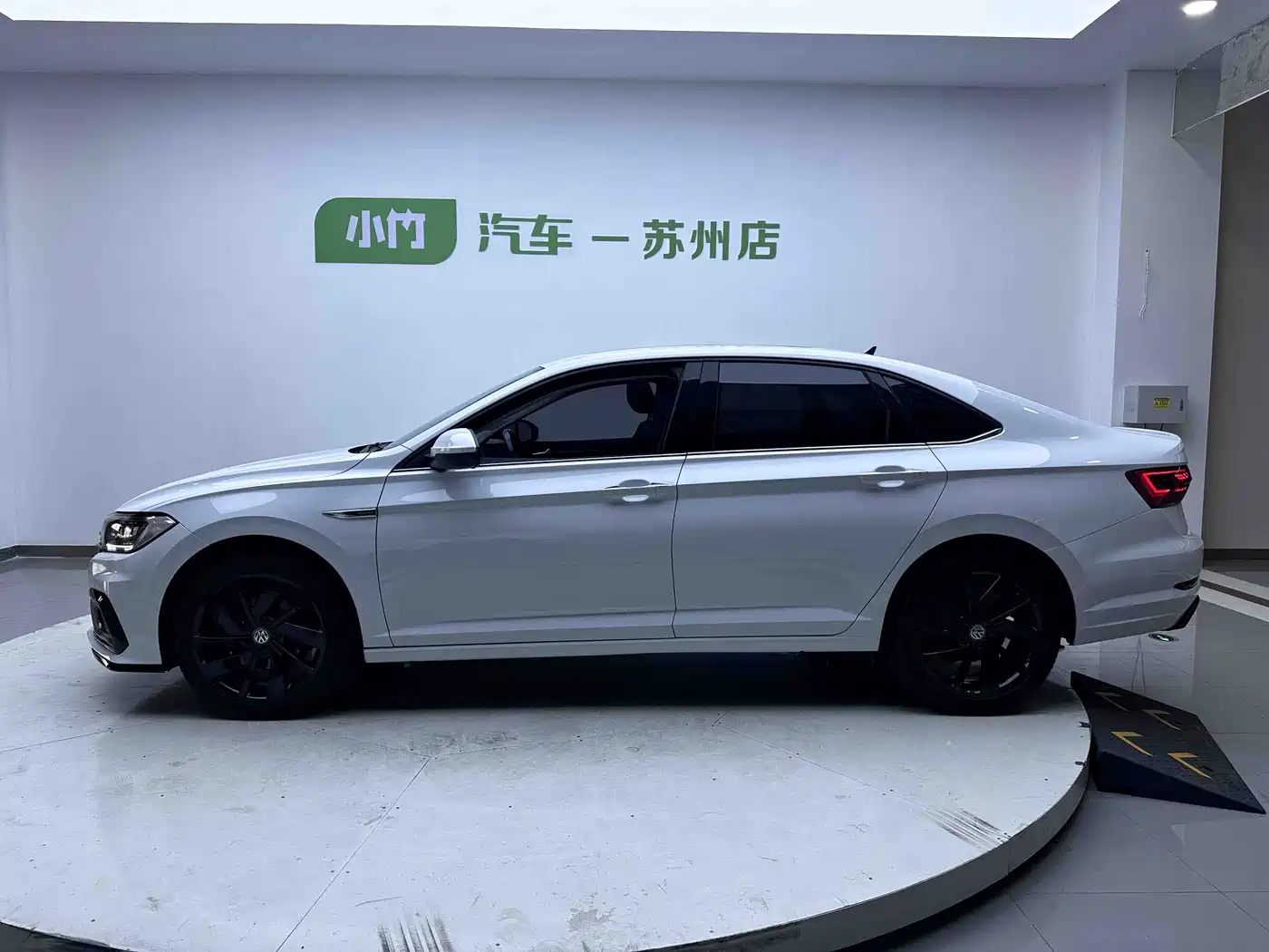 Volkswagen Sagitar 2021 280TSI DSG Excellence Edition