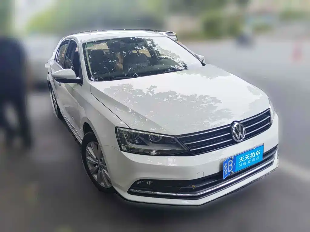Volkswagen Sagitar 2015 230TSI Automatic Comfort